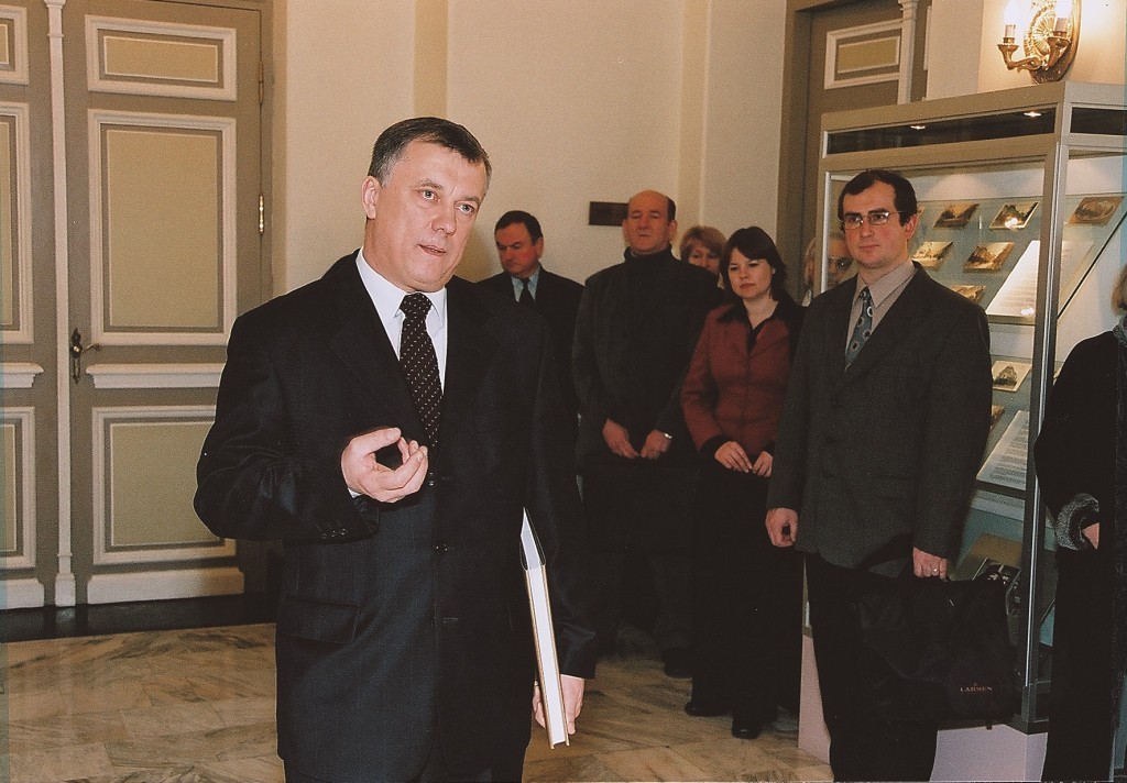 Kalba Pinigų muziejaus vedėjas Vidmantas Laurinavičius.