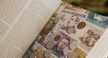 Knyga „Pinigai ir pinigų sistemos pokyčiai Lietuvoje (1988–2016)“