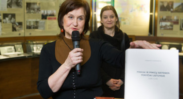Knygos redaktorė R. Macienė