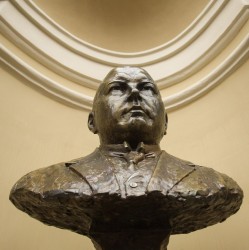 Pirmajam Lietuvos banko valdytojui Vladui Jurgučiui – 135