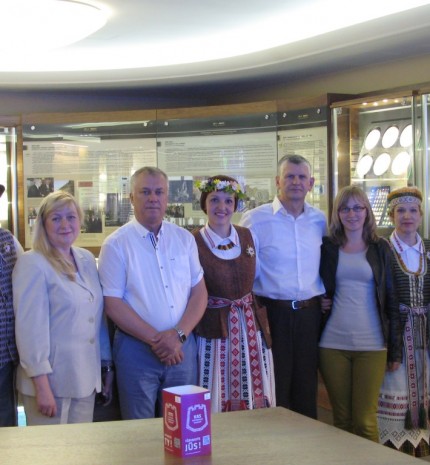 Murmansko lietuviai kartu su Pinigų muziejaus darbuotojais