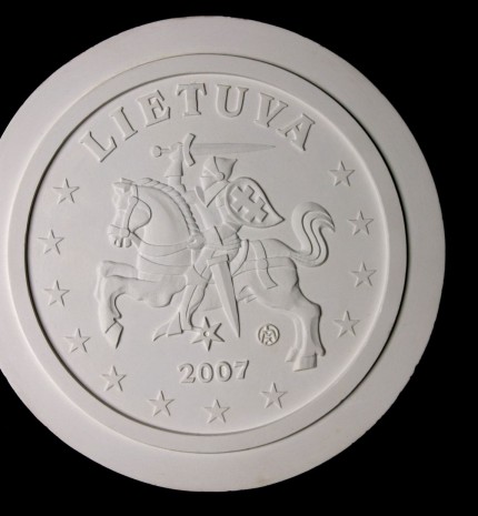 Eurų monetų nacionalinės pusės konkursinis modelis 2004 m. III vieta, dailininkas Gediminas Karpavičius