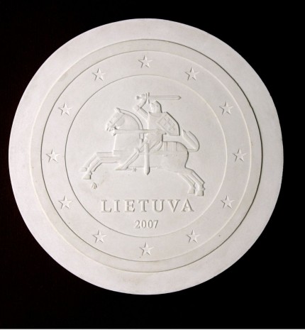 Eurų monetų nacionalinės pusės konkursinis modelis, 2004 m. IV vieta, dailininkas Gediminas Karalius
