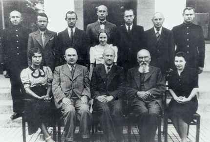 Lietuvos banko Tauragės skyriaus darbuotojai.1935 m.